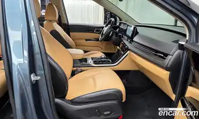 Kia Canival 2023 2.2 Автомат в Москве № 101950, миниатюра 11