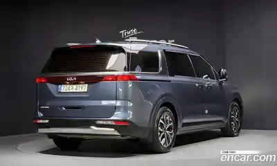 Kia Canival 2023 2.2 Автомат в Москве № 101950, миниатюра 2