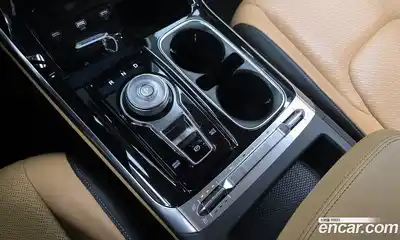 Kia Canival 2023 2.2 Автомат в Москве № 101950, миниатюра 9