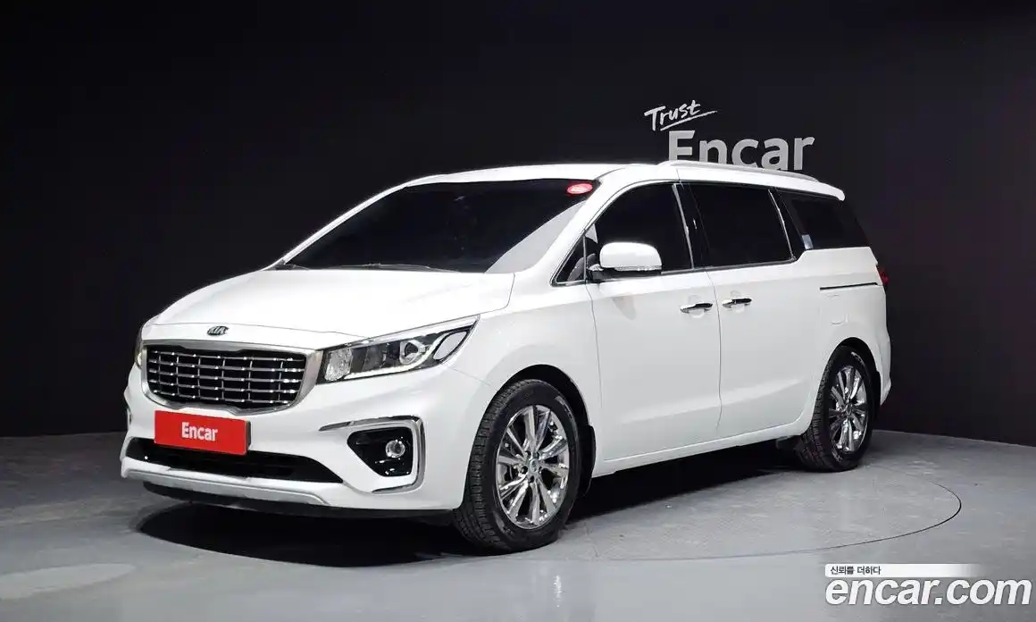 Kia Canival 2020 2.2 Автомат в Москве № 102369, фото 11