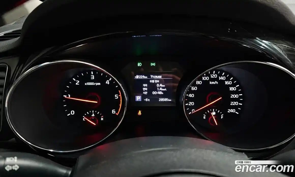 Kia Canival 2020 2.2 Автомат в Москве № 102369, фото 15