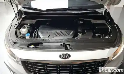 Kia Canival 2020 2.2 Автомат в Москве № 102369, миниатюра 4