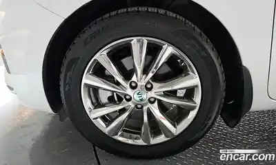 Kia Canival 2020 2.2 Автомат в Москве № 102369, миниатюра 7