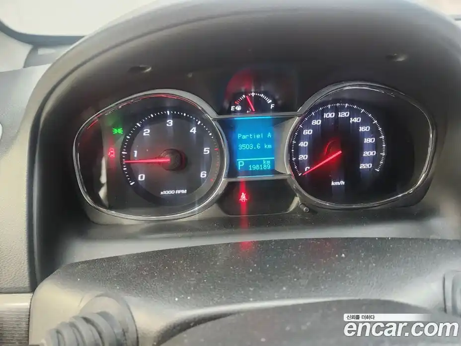 Chevrolet Captiva 2015 2.0 Автомат в Москве № 105160, фото 6