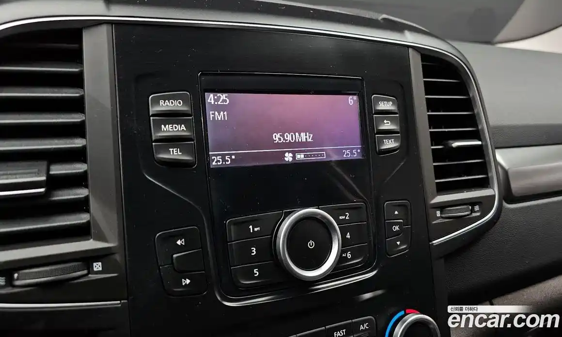 Renault QM6 2024 2.0 Автомат в Москве № 106066, фото 12