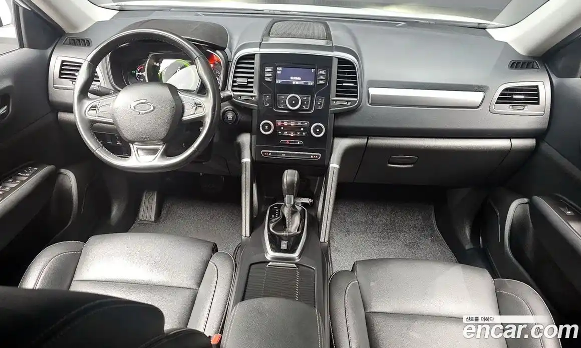 Renault QM6 2024 2.0 Автомат в Москве № 106066, фото 13