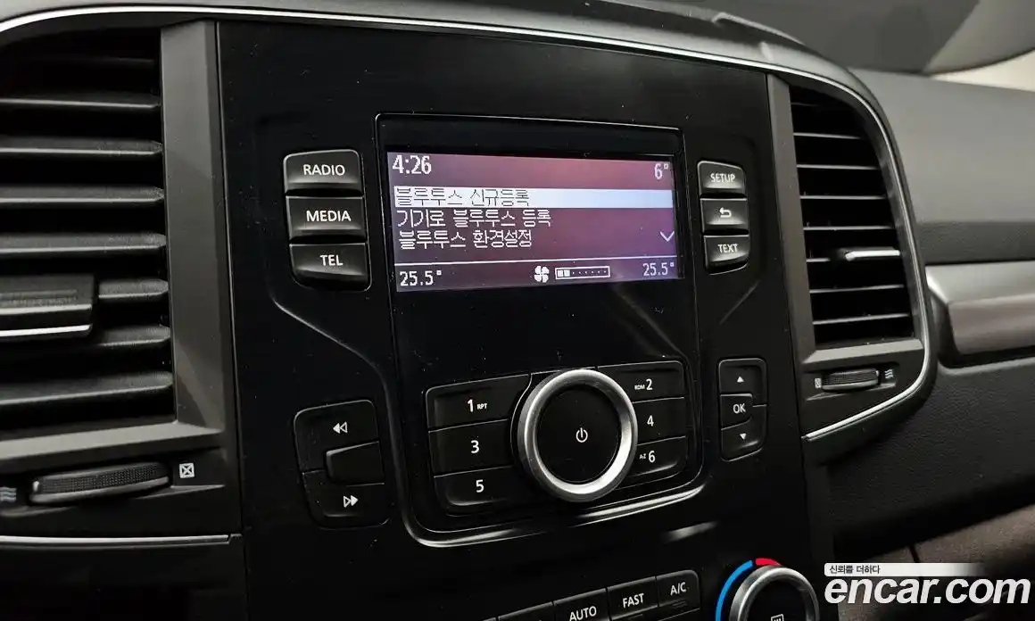 Renault QM6 2024 2.0 Автомат в Москве № 106066, фото 2