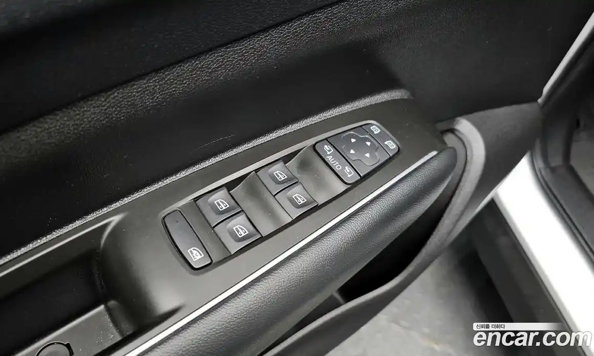 Renault QM6 2024 2.0 Автомат в Москве № 106066, фото 3