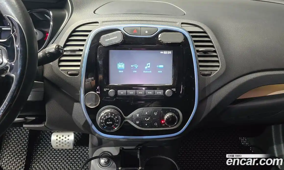 Renault QM3 2017 1.5 Автомат в Москве № 106138, фото 14