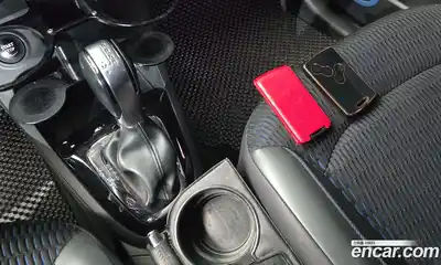 Renault QM3 2017 1.5 Автомат в Москве № 106138, миниатюра 7