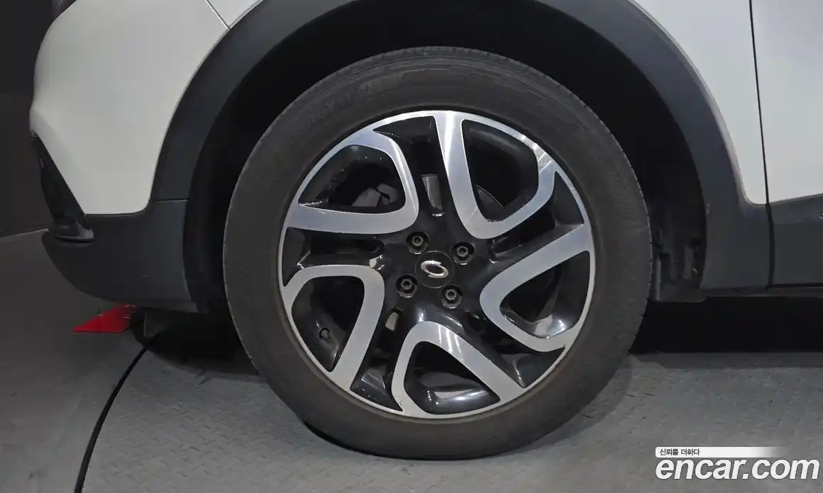 Renault QM3 2017 1.5 Автомат в Москве № 106138, фото 10