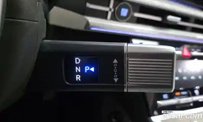 Hyundai Santa Fe 2025 1.6 Автомат в Москве № 109825, миниатюра 9