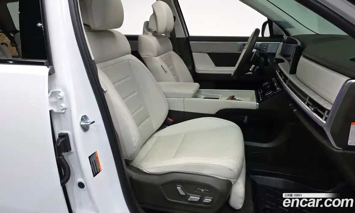 Hyundai Santa Fe 2025 1.6 Автомат в Москве № 109825, фото 10