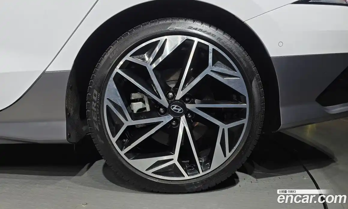 Hyundai Ioniq 6 2023 0.1 Автомат в Москве № 109931, фото 19