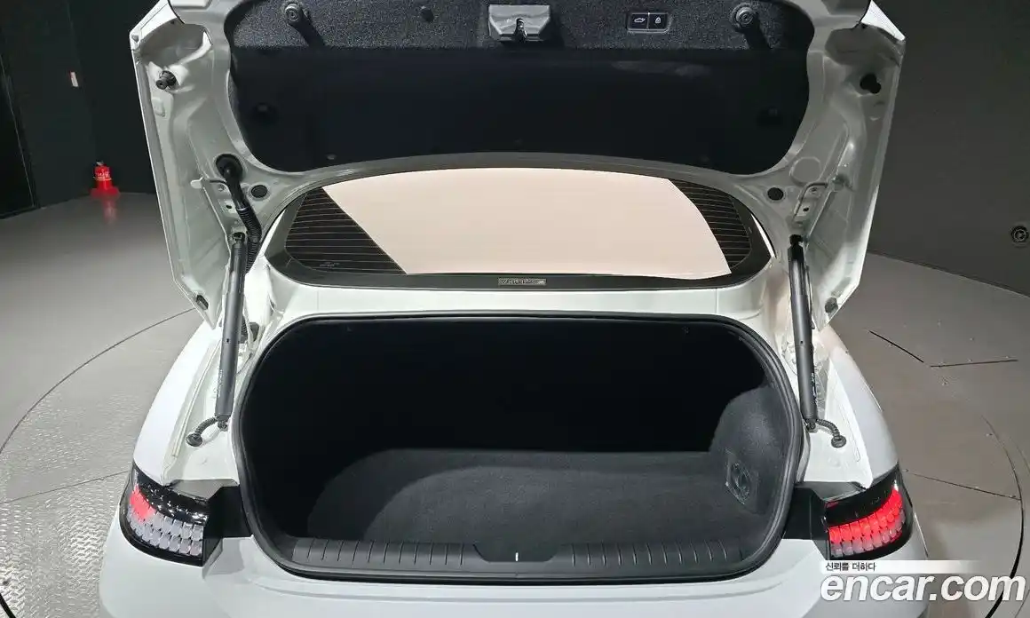 Hyundai Ioniq 6 2023 0.1 Автомат в Москве № 109931, фото 4