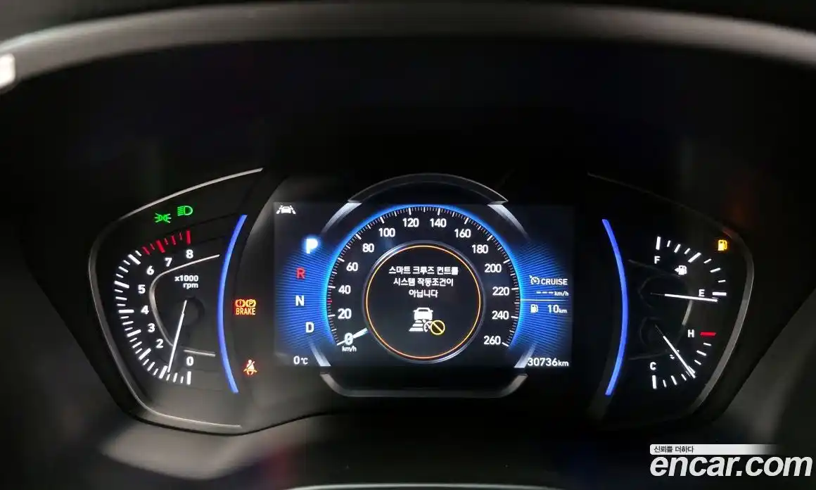 Hyundai Santa Fe 2019 2.0 Автомат в Москве № 110562, фото 18