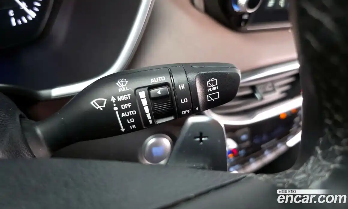 Hyundai Santa Fe 2019 2.0 Автомат в Москве № 110562, фото 4