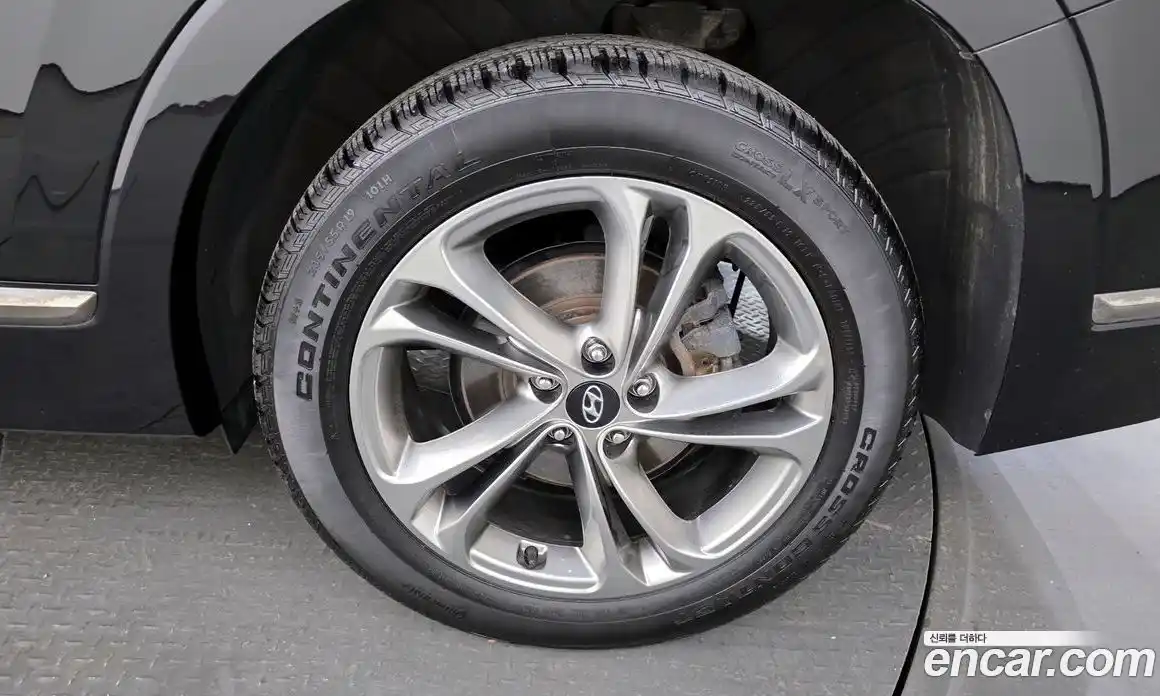 Hyundai Santa Fe 2019 2.0 Автомат в Москве № 110562, фото 5