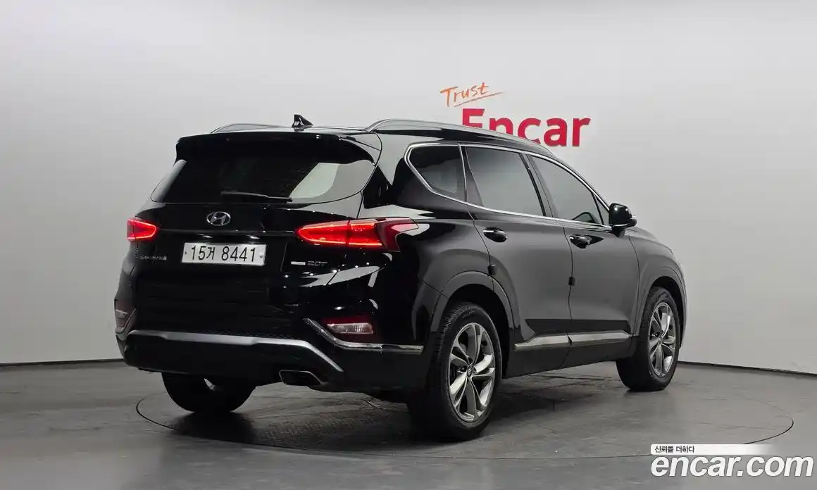 Hyundai Santa Fe 2019 2.0 Автомат в Москве № 110562, фото 7