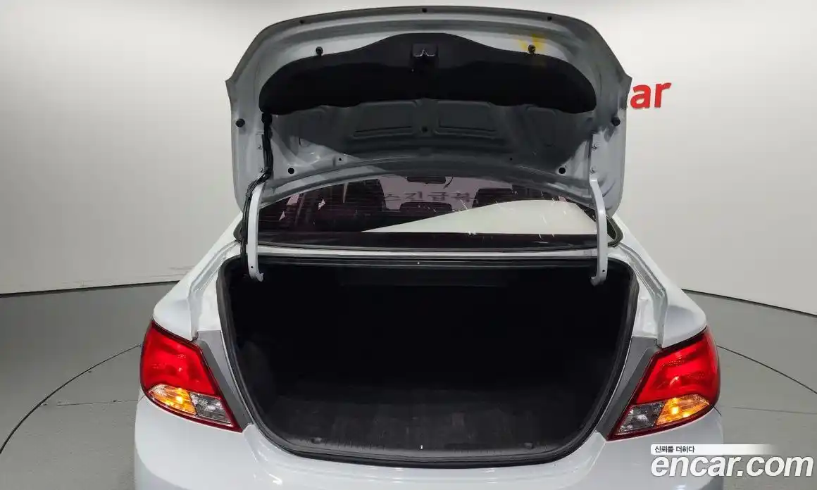 Hyundai Accent 2019 1.6 Автомат в Москве № 110614, фото 20