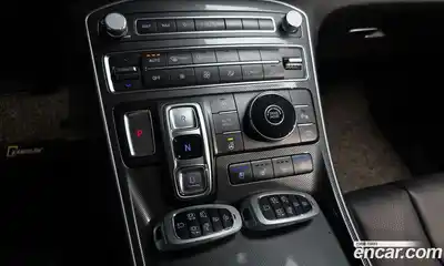 Hyundai Santa Fe 2021 2.5 Автомат в Москве № 111871, миниатюра 10