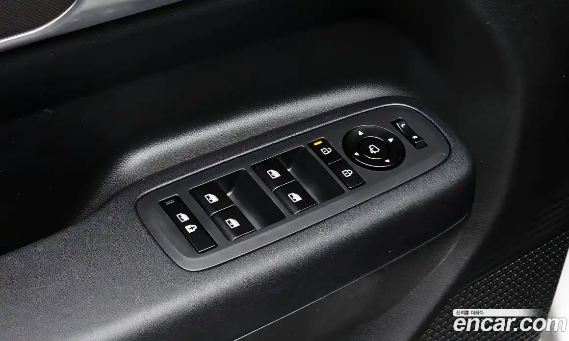 Hyundai Santa Fe 2024 1.6 Автомат в Москве № 112018, фото 13