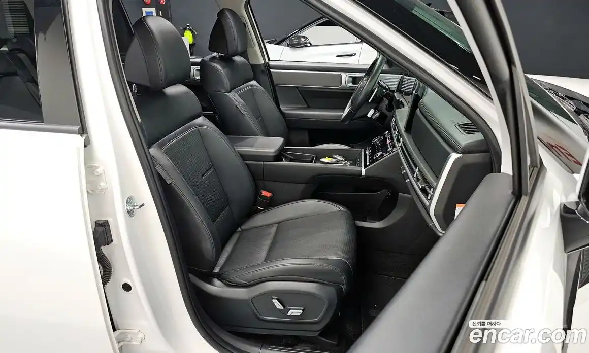 Hyundai Santa Fe 2024 1.6 Автомат в Москве № 112018, фото 15