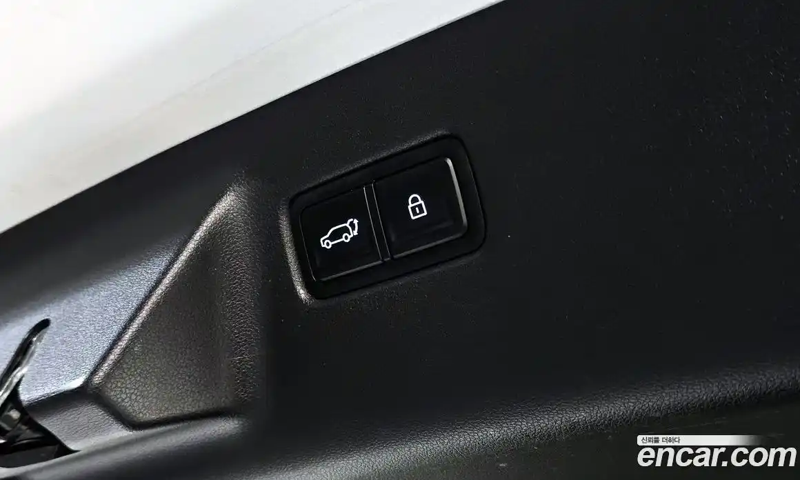 Hyundai Santa Fe 2024 1.6 Автомат в Москве № 112018, фото 8