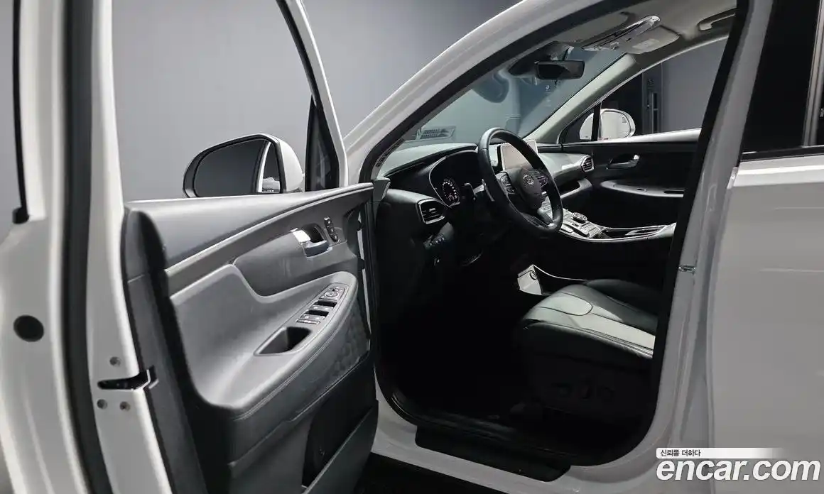 Hyundai Santa Fe 2023 2.5 Автомат в Москве № 113243, фото 12