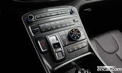 Hyundai Santa Fe 2023 2.5 Автомат в Москве № 113243, миниатюра 2