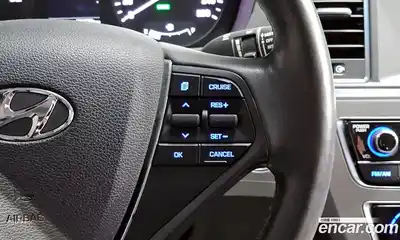 Hyundai Sonata 2016 2.0 Автомат в Москве № 115605, миниатюра 9