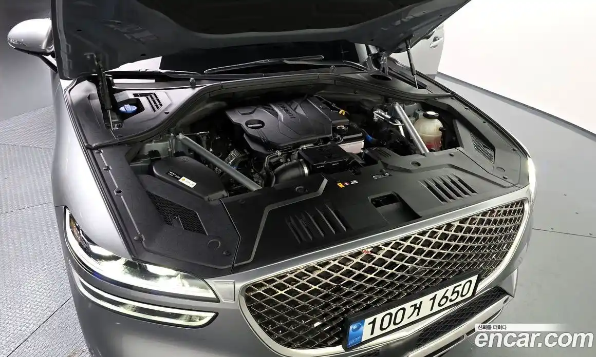 Genesis GV70 2022 2.5 Автомат в Москве № 118032, фото 4