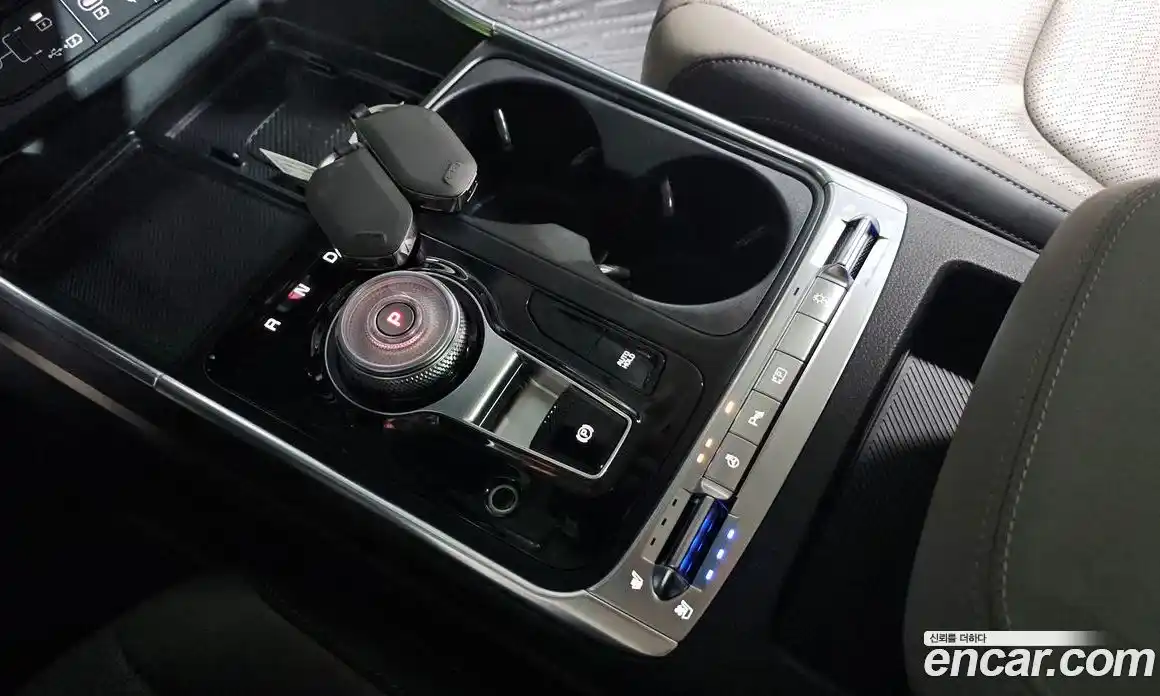 Kia Canival 2025 1.6 Автомат в Москве № 120047, фото 15