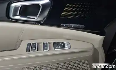 Kia Canival 2025 1.6 Автомат в Москве № 120047, миниатюра 5