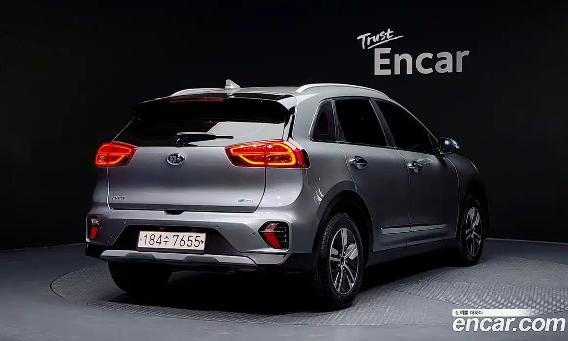 Kia Niro 2020 1.6 Автомат в Москве № 121499, фото 11