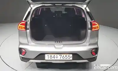 Kia Niro 2020 1.6 Автомат в Москве № 121499, миниатюра 4