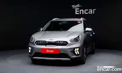 Kia Niro 2020 1.6 Автомат в Москве № 121499, миниатюра 10