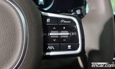 Kia Canival 2023 2.2 Автомат в Москве № 121585, миниатюра 11