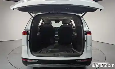 Kia Canival 2023 2.2 Автомат в Москве № 121585, миниатюра 9