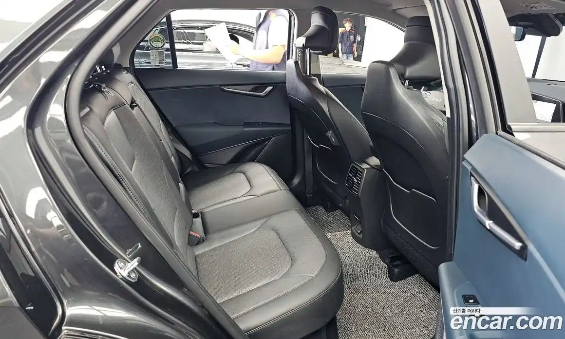 Kia Niro 2024 1.6 Автомат в Москве № 121777, фото 16