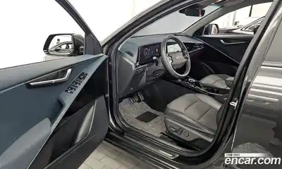 Kia Niro 2024 1.6 Автомат в Москве № 121777, миниатюра 3