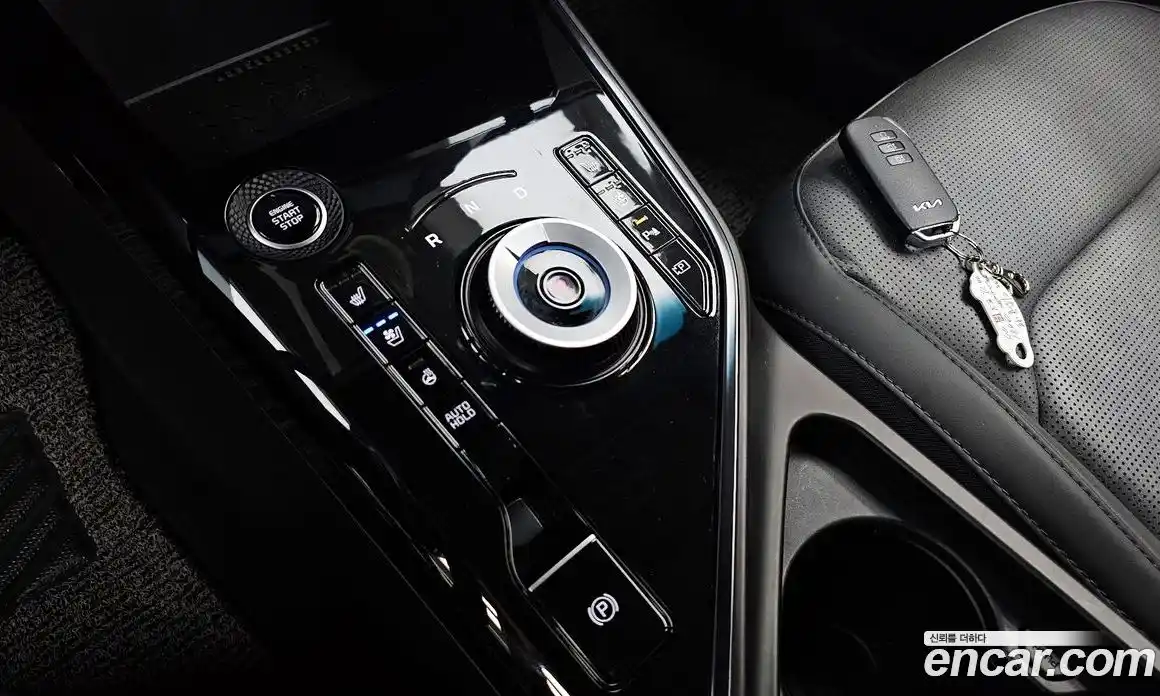 Kia Niro 2024 1.6 Автомат в Москве № 121777, фото 10