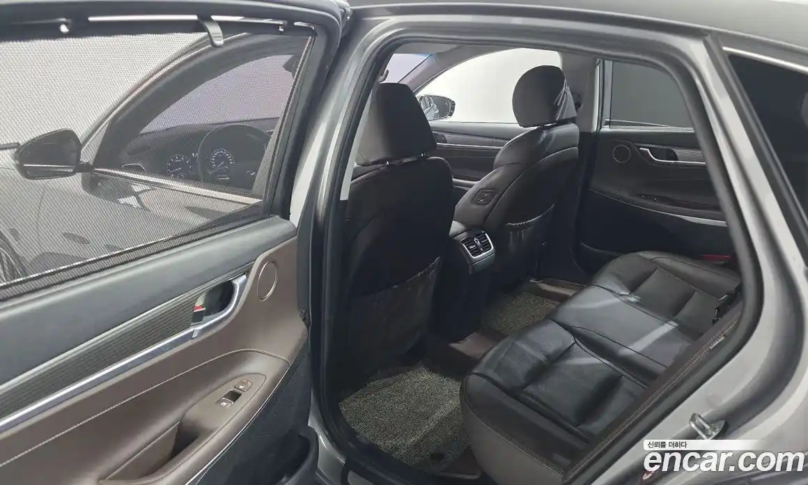 Hyundai Grandeur 2018 3.0 Автомат в Москве № 123642, фото 14