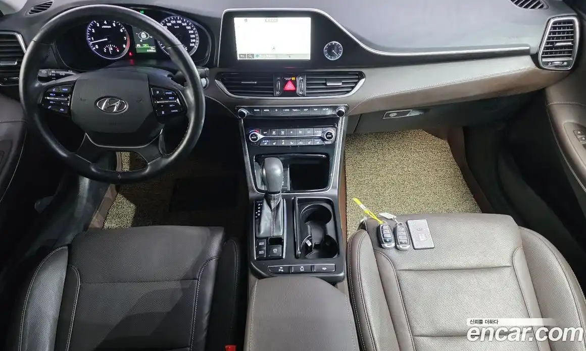 Hyundai Grandeur 2018 3.0 Автомат в Москве № 123642, фото 17