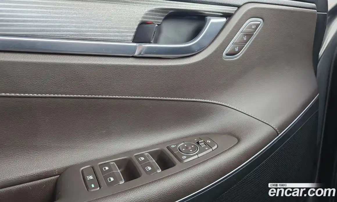 Hyundai Grandeur 2018 3.0 Автомат в Москве № 123642, фото 18