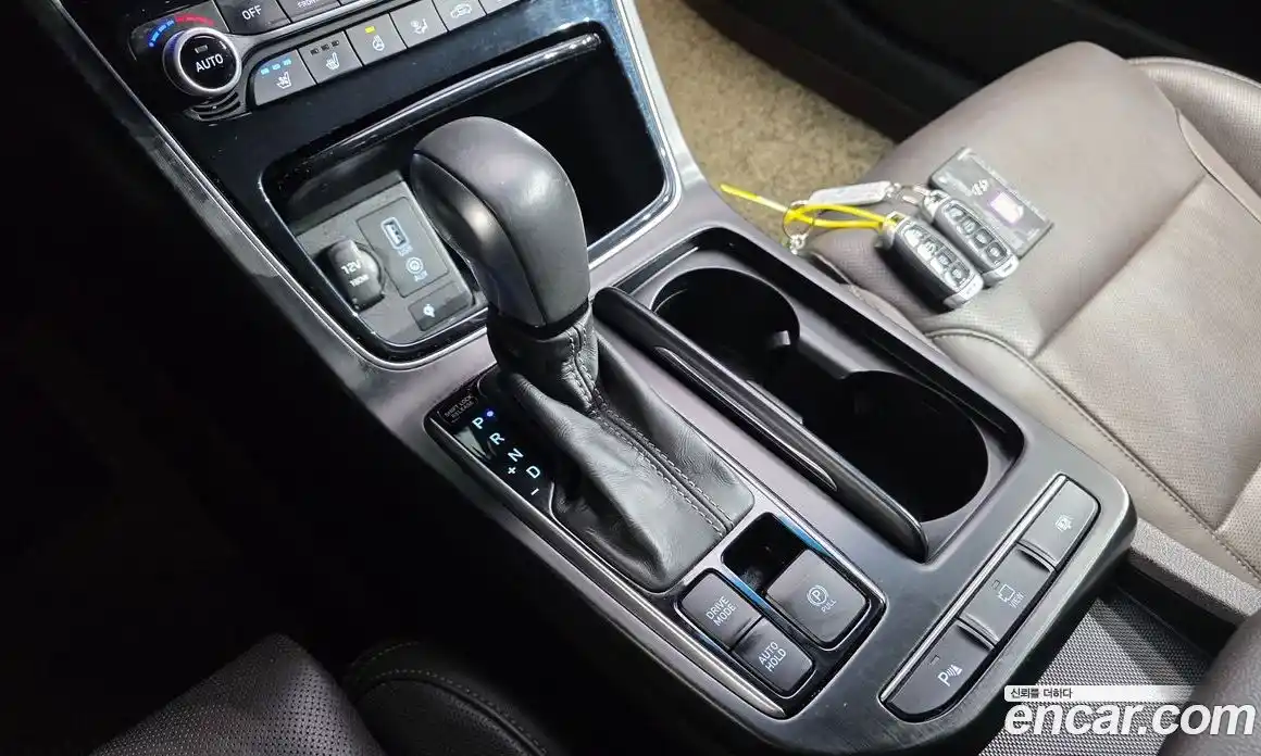 Hyundai Grandeur 2018 3.0 Автомат в Москве № 123642, фото 5