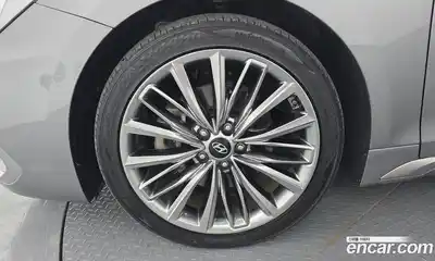 Hyundai Grandeur 2018 3.0 Автомат в Москве № 123642, миниатюра 7