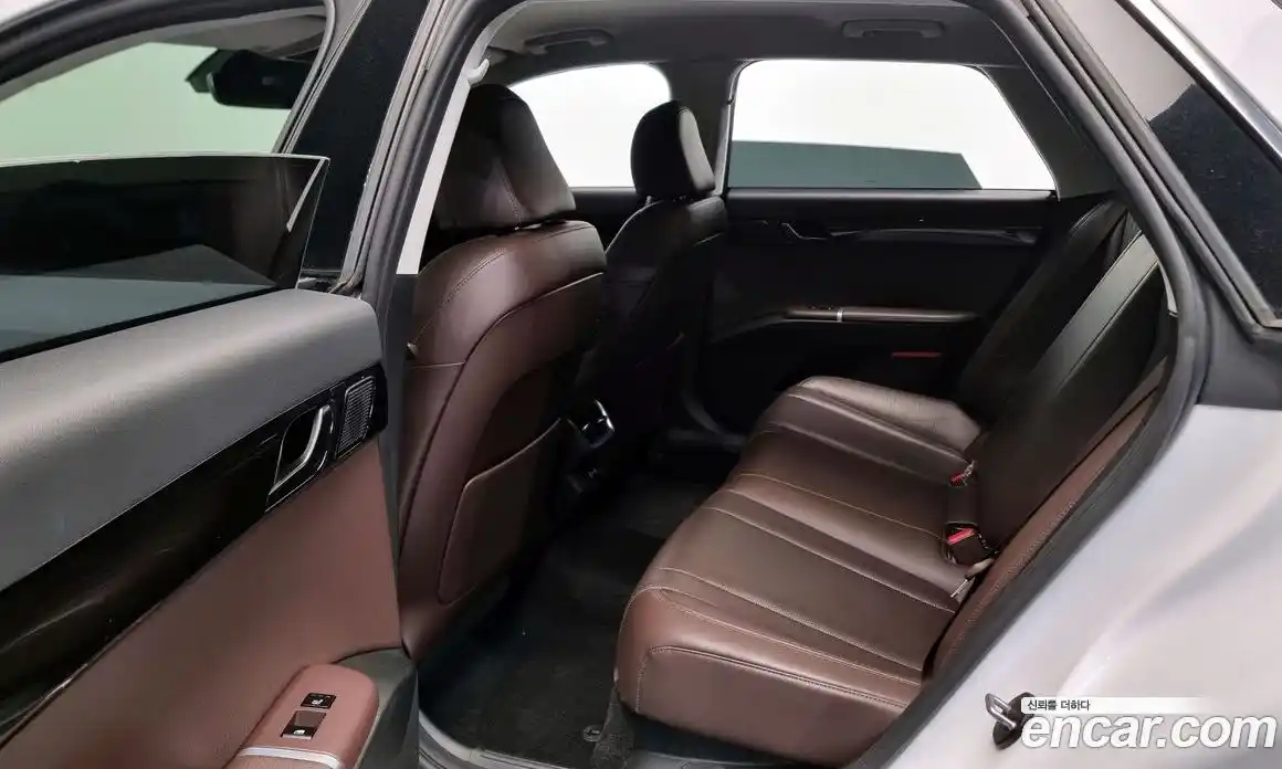 Hyundai Grandeur 2023 3.5 Автомат в Москве № 123687, фото 14