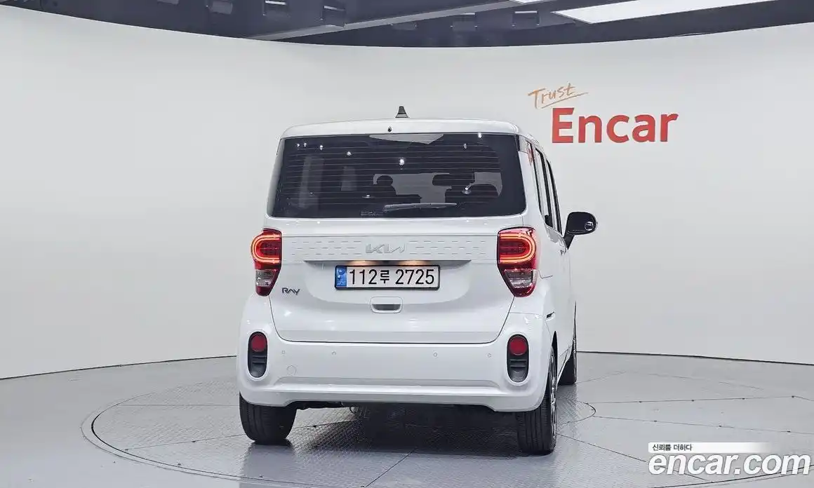 Kia Ray 2022 1.0 Автомат в Москве № 123908, фото 3