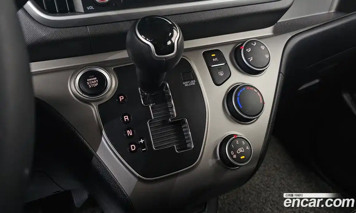 Kia Ray 2022 1.0 Автомат в Москве № 123908, фото 6